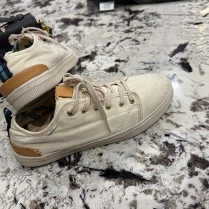 Women's Cream Canvas Sneakers